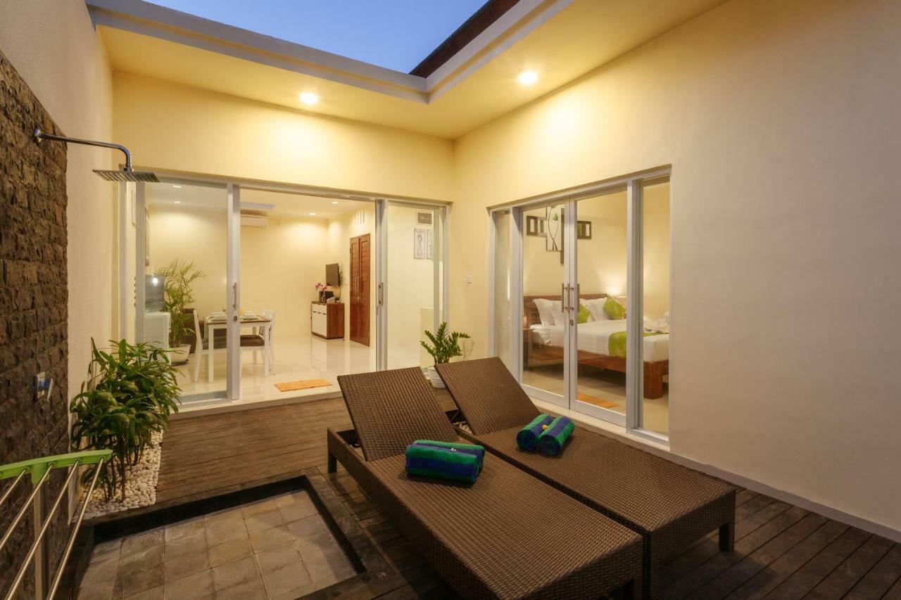 Villa Julie Seminyak Esterno foto