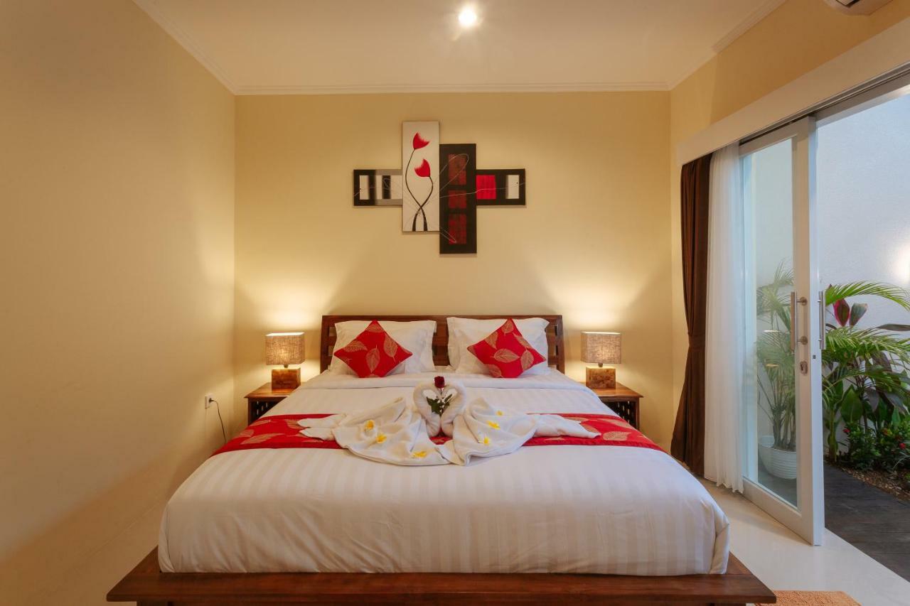 Villa Julie Seminyak Esterno foto