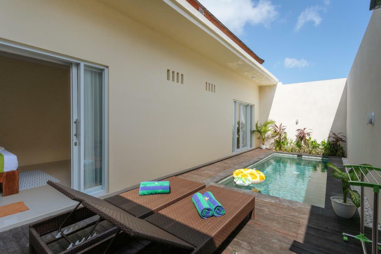 Villa Julie Seminyak Esterno foto