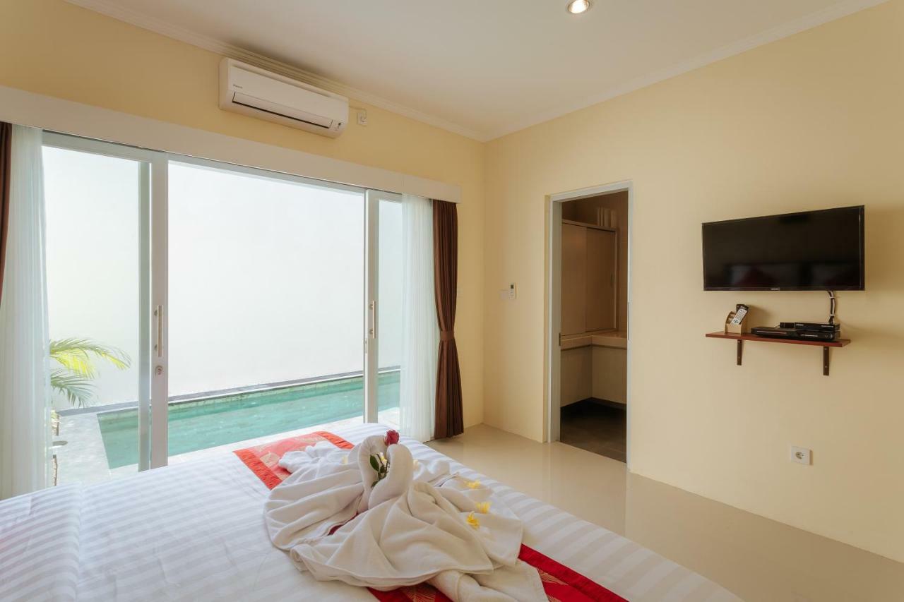 Villa Julie Seminyak Esterno foto