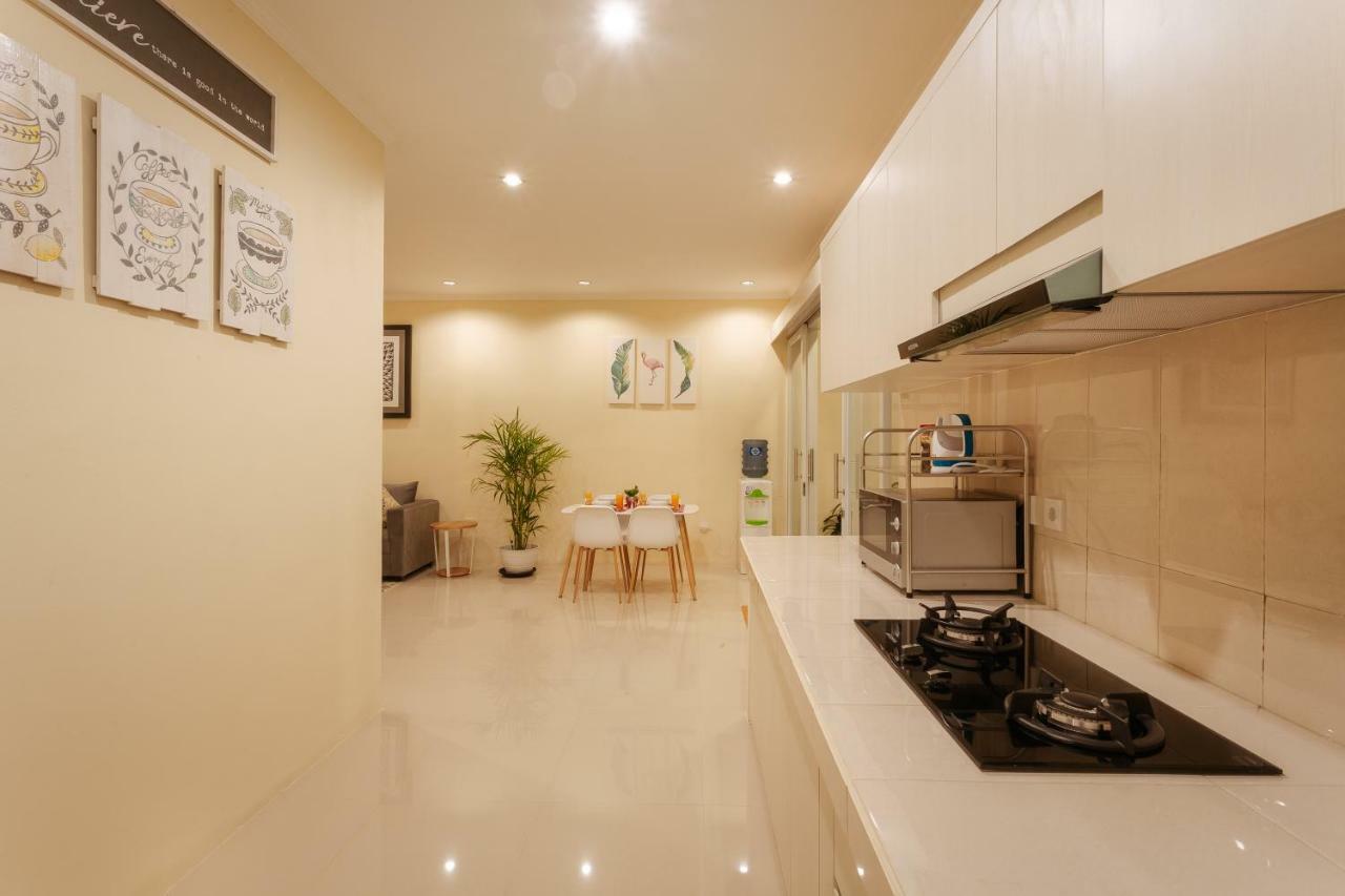 Villa Julie Seminyak Esterno foto