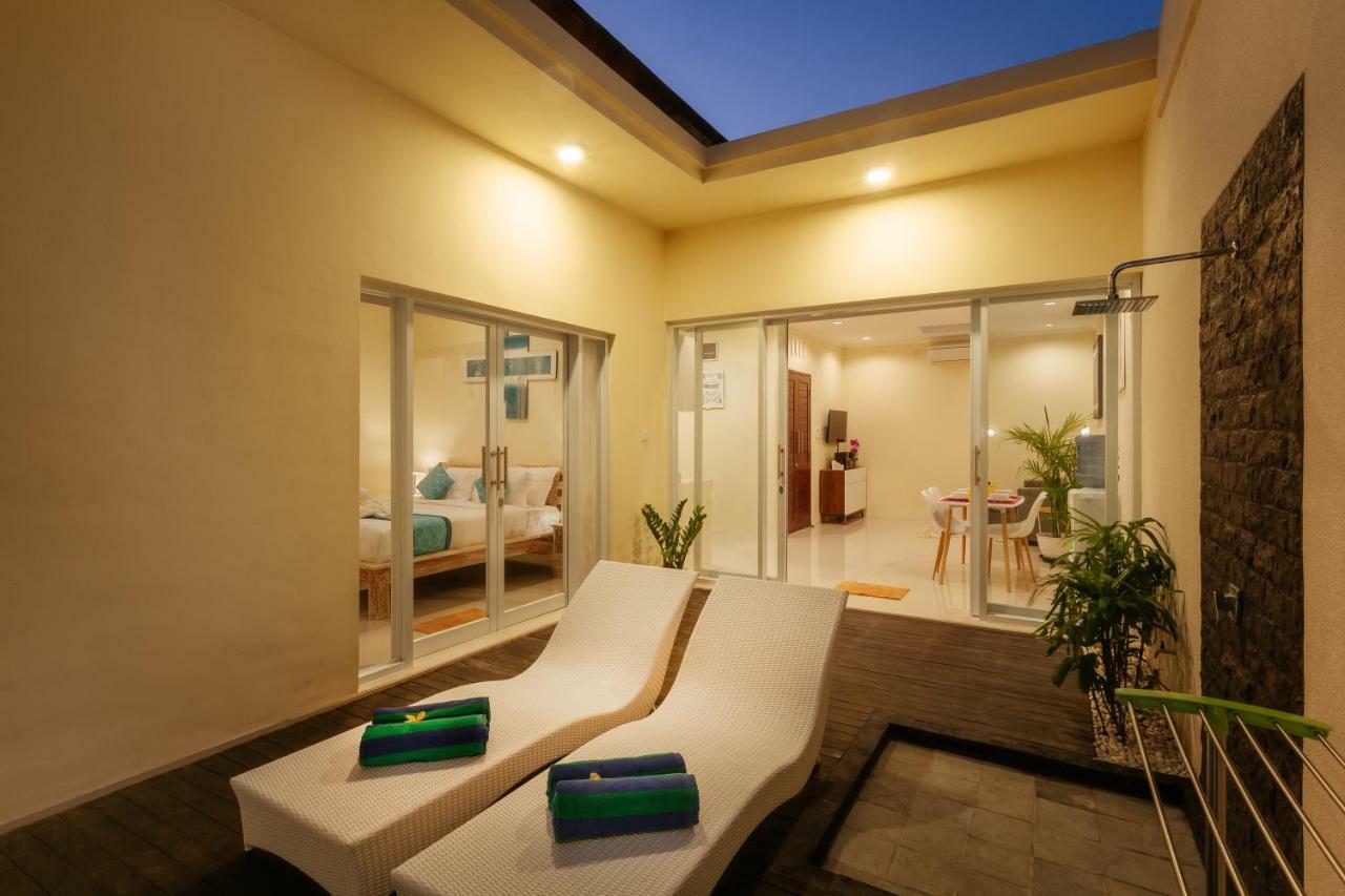 Villa Julie Seminyak Esterno foto
